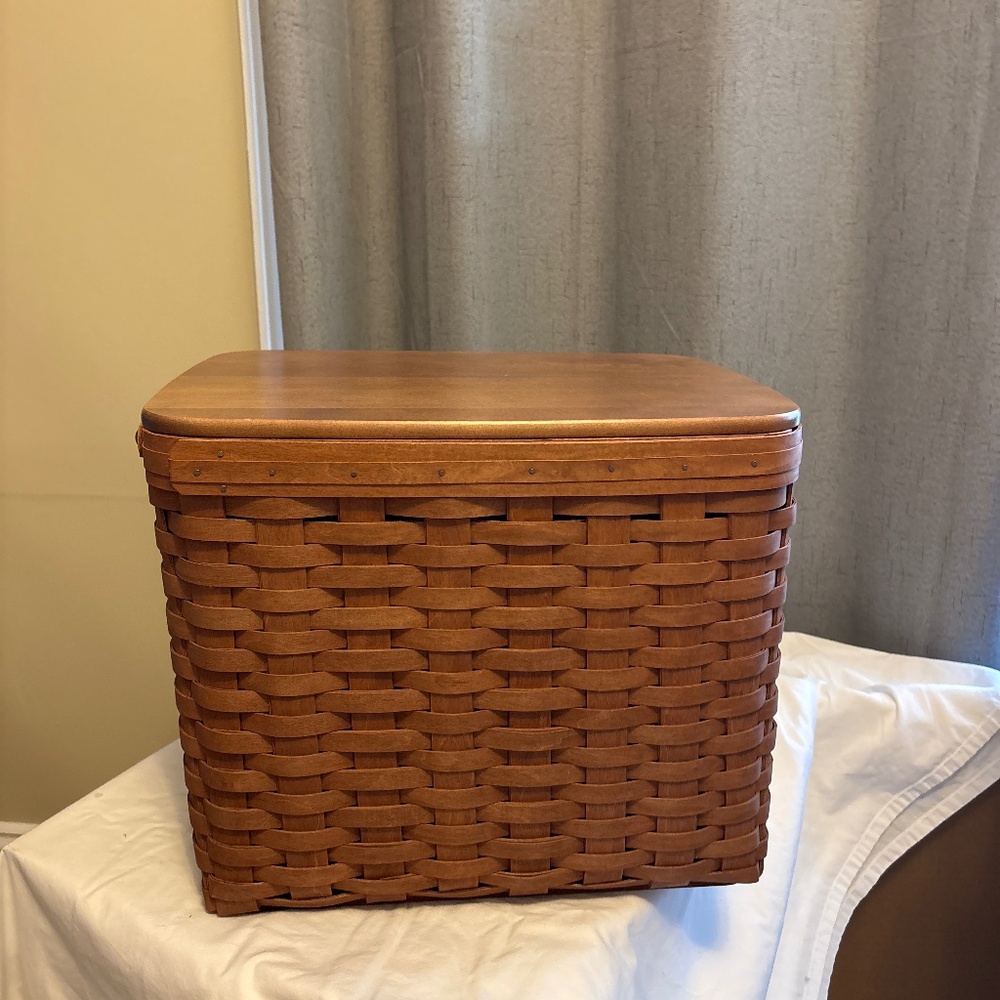 Longaberger personal file basket 2008